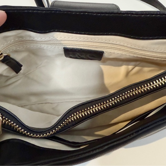 INC International Concepts - Rebecca medium Crossbody clutch purse - black NWT - Picture 9 of 12